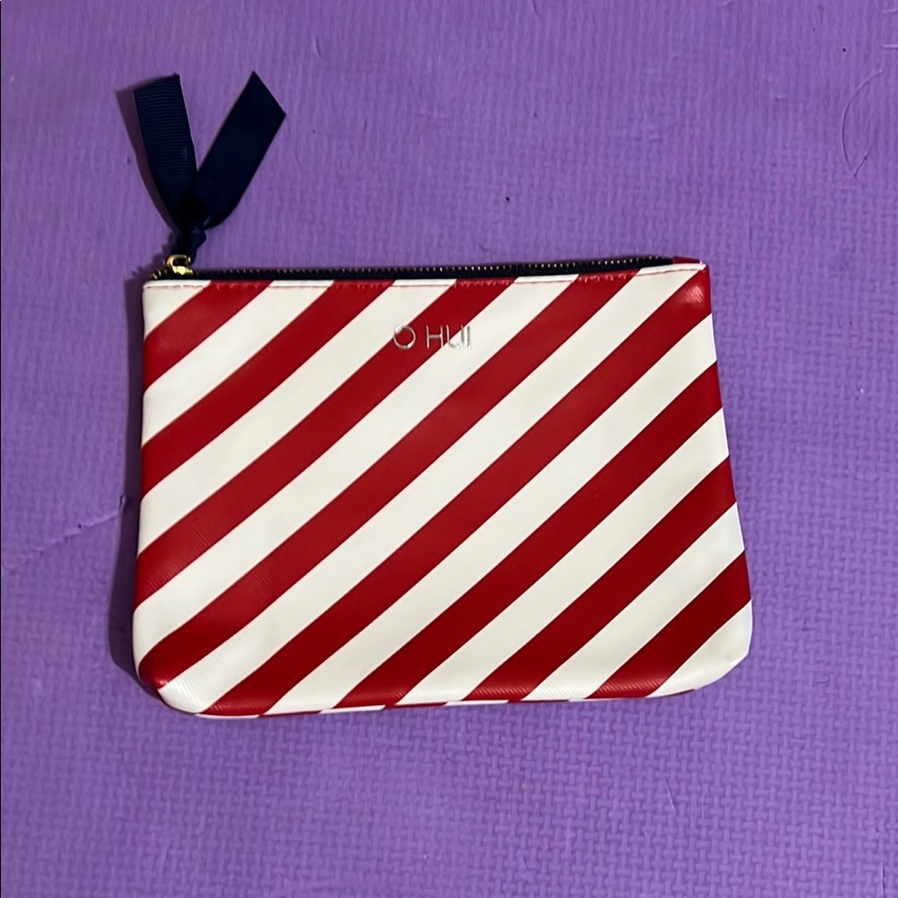 ⚠️3 for $25 
Red and White Striped Pouch
